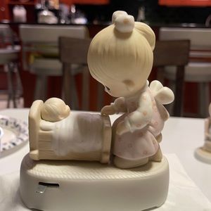 Musical 1980 precious moments